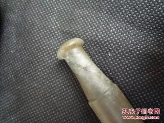 老和田玉烟嘴.长7.1cm包老